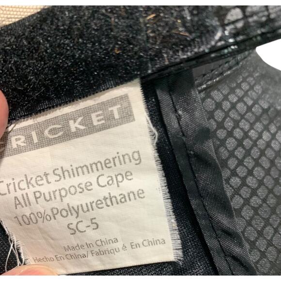 Lot of 2 Hair Styling Capes Cricket Shimmer Andre All Purpose - Picture 8 of 10